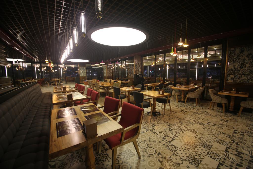 The Corner Hotel Sincan Εξωτερικό φωτογραφία
