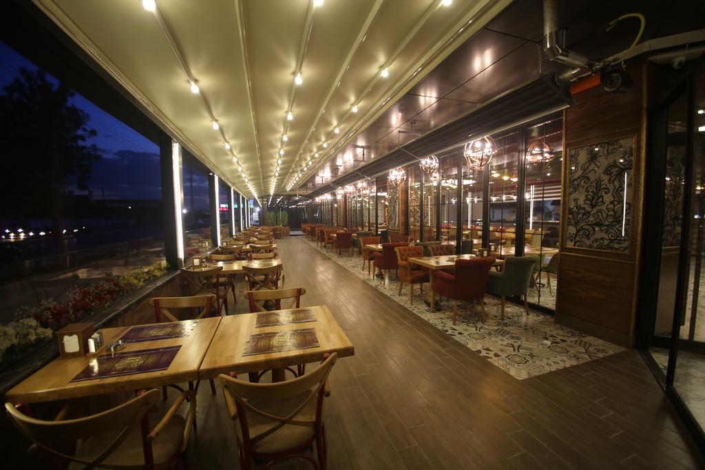 The Corner Hotel Sincan Εξωτερικό φωτογραφία